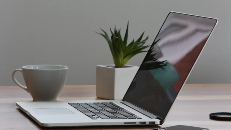 Best-14-inch-laptops-in-India-April-2022