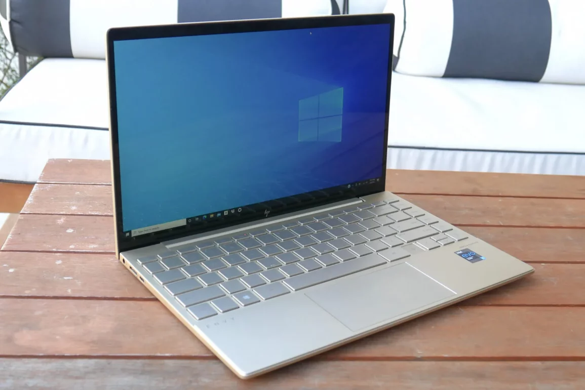 Best Laptops under 40000 for Everyday Use (July 2022)