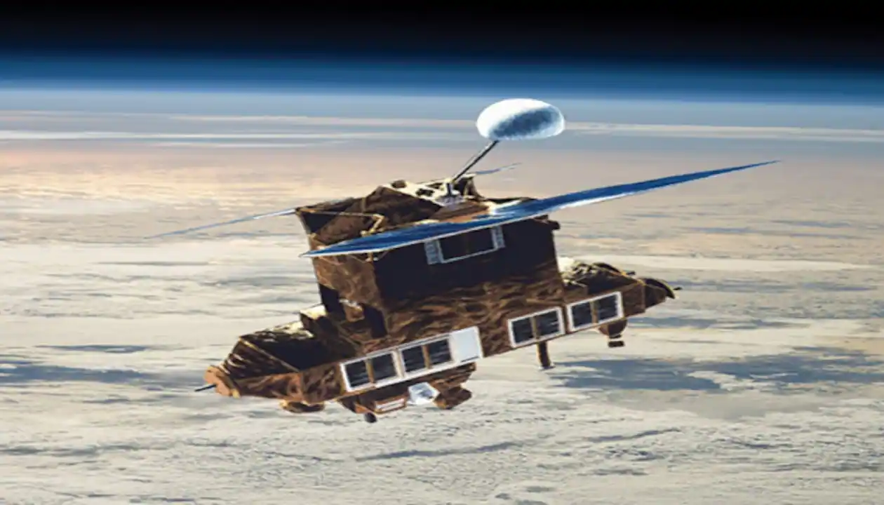 NASA’s retired Earth Radiation Budget Satellite reenters the atmosphere, posing a minor threat.